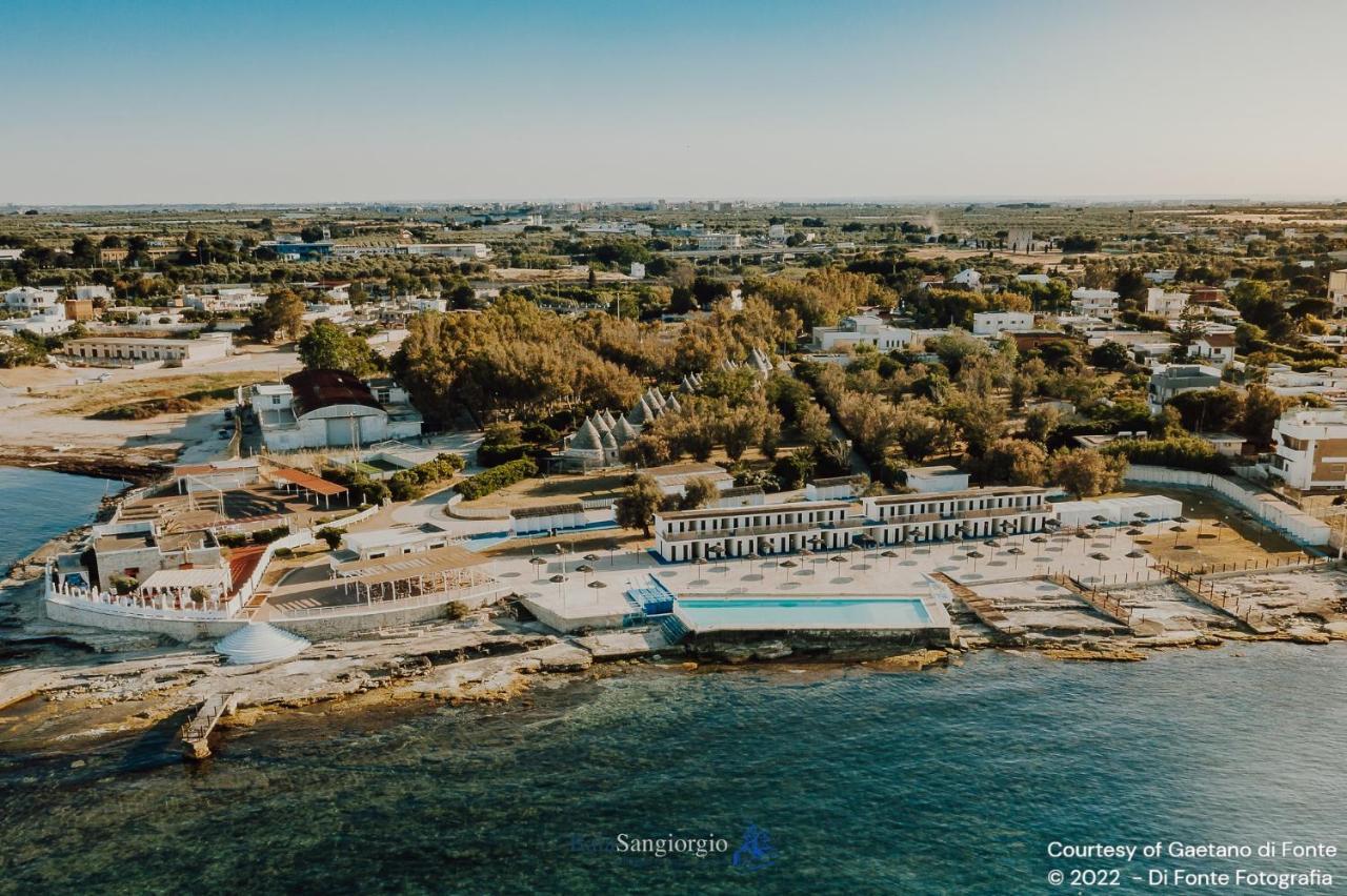 Baia Sangiorgio Hotel & Beach Club Bari Exterior foto